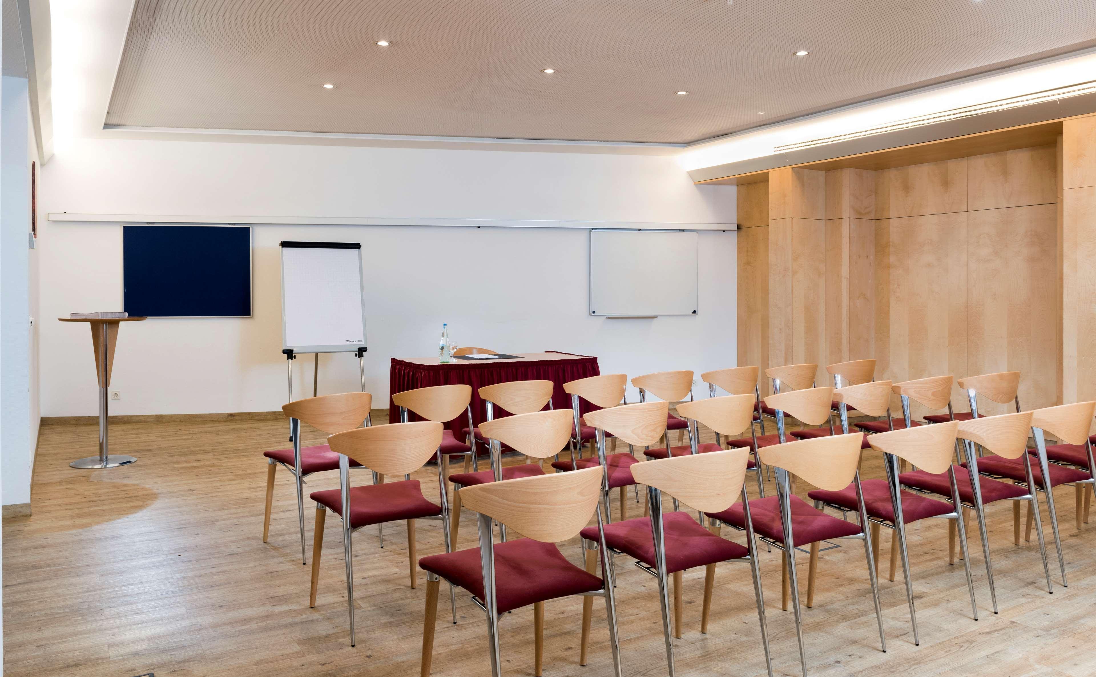 Best Western Hotel Sindelfingen City מראה חיצוני תמונה